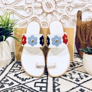 Michael Kors NWB Gorgeous  Flower Sandals 🌺